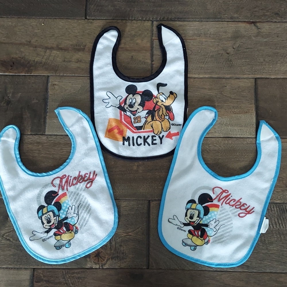 Mickey bibs